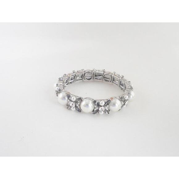 2039 NWOT Charter Club Silver Tone Faux Pearls and Crystals Bracelet Bangle - Picture 1 of 1